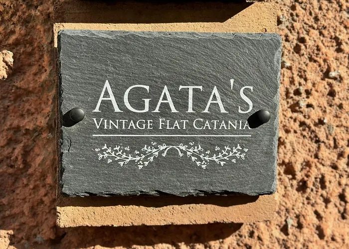 Agata\'S Vintage Flat Catania